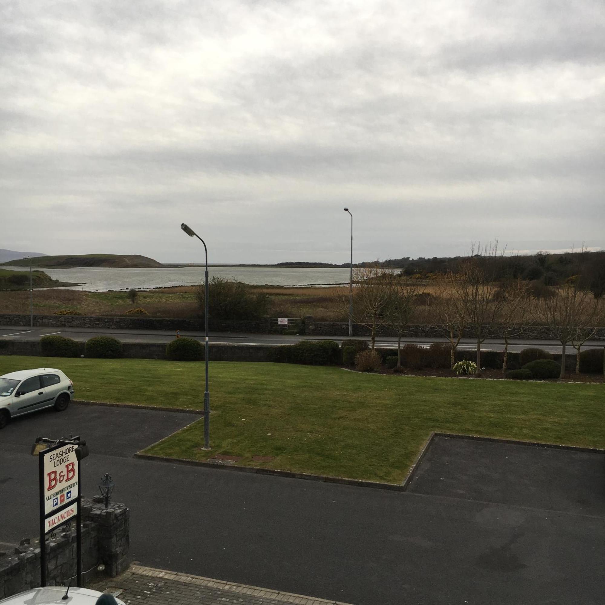 Seashore Lodge Guesthouse Galway Dış mekan fotoğraf