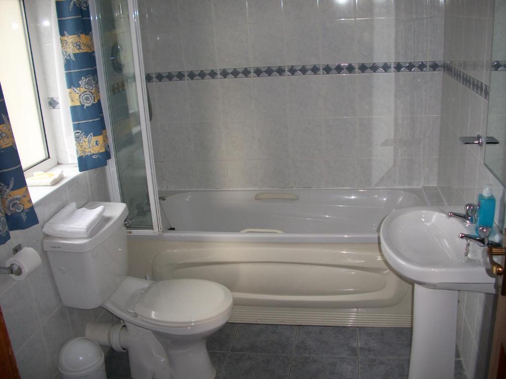 Seashore Lodge Guesthouse Galway Oda fotoğraf