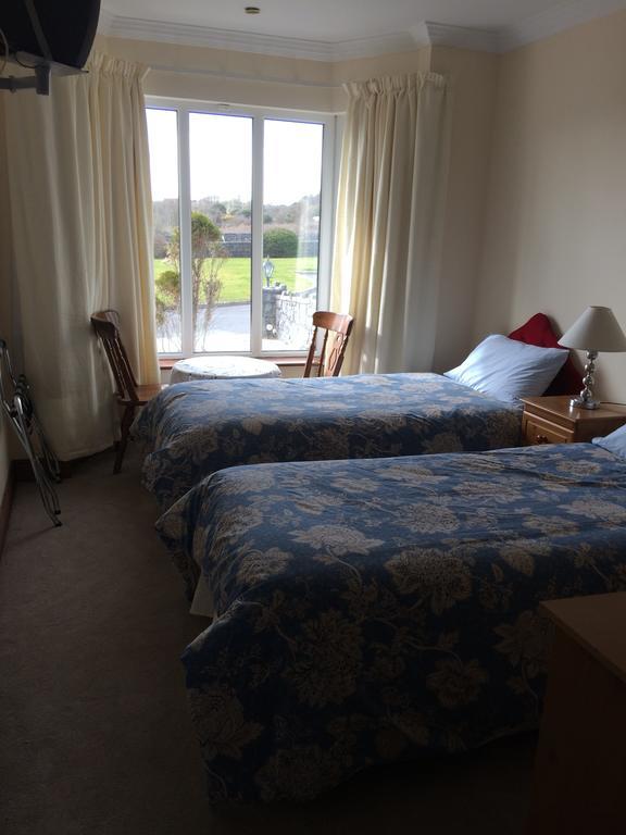 Seashore Lodge Guesthouse Galway Oda fotoğraf